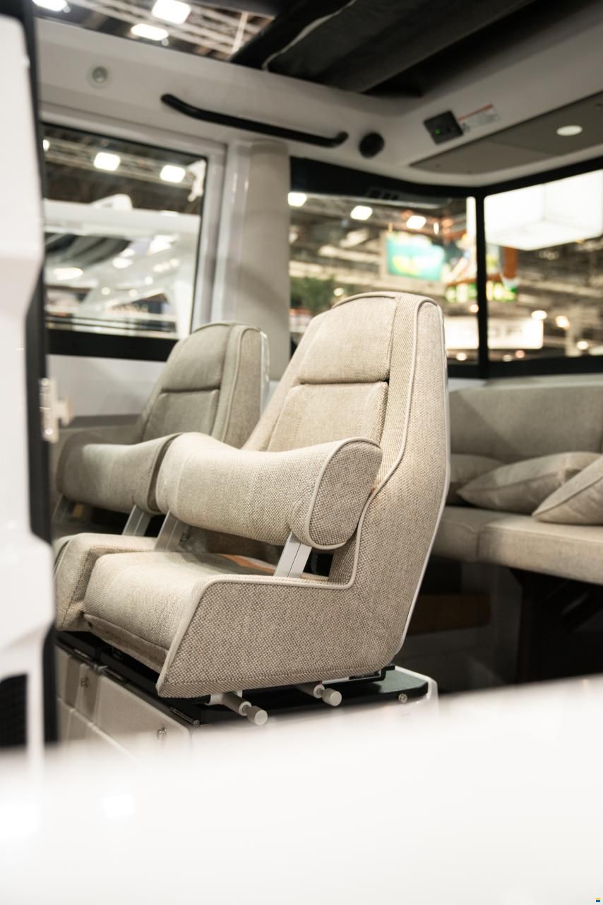 Axopar 29 Cross Cabin