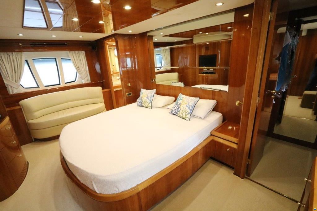 Azimut 80