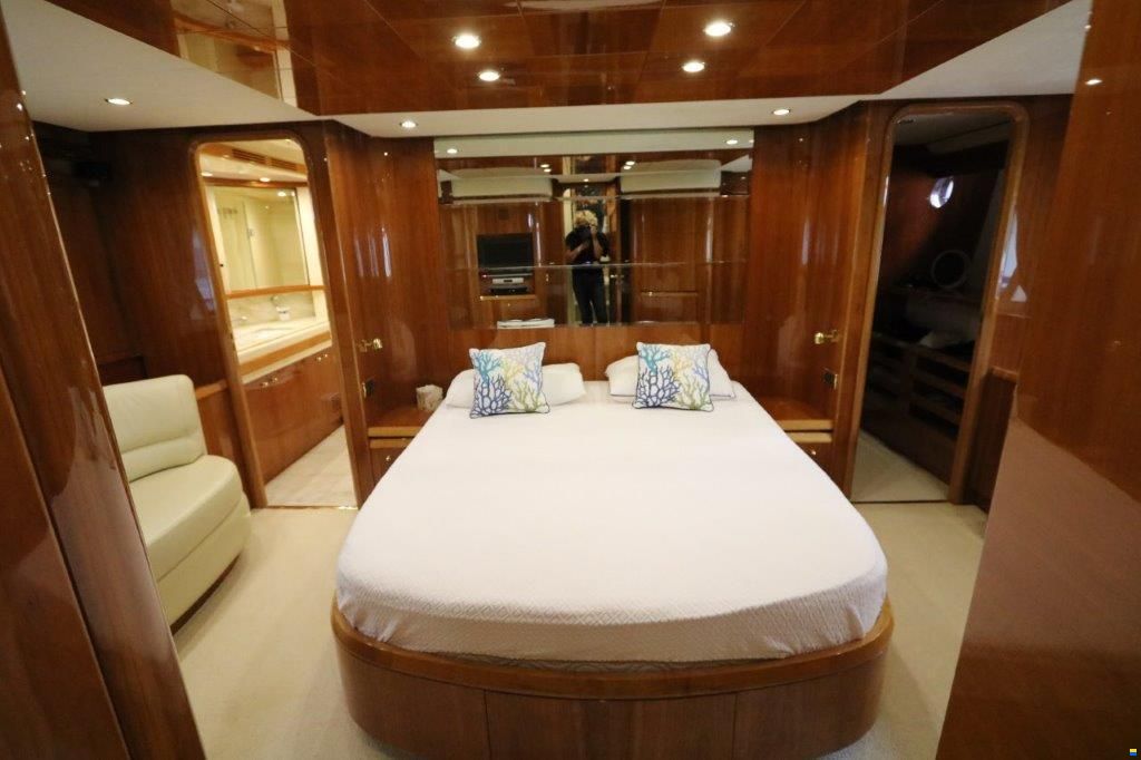 Azimut 80