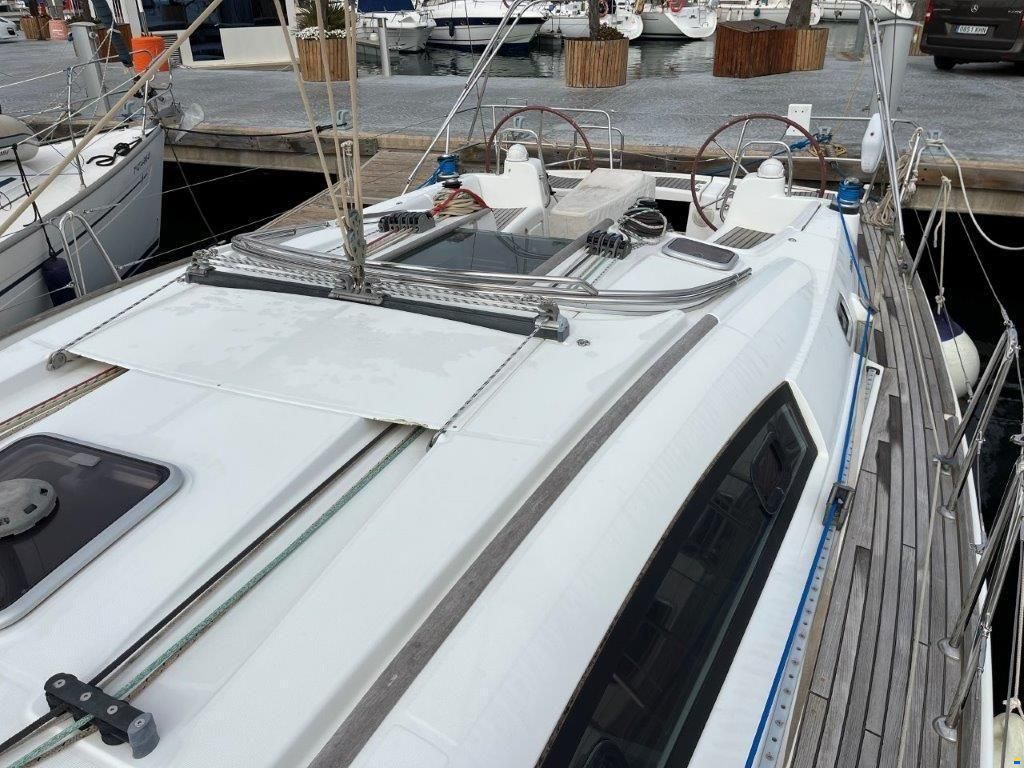 Beneteau Oceanis 43