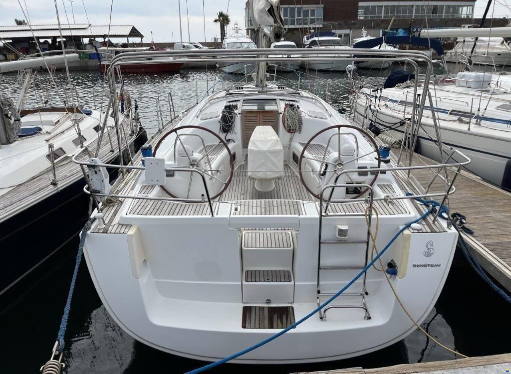 Beneteau Oceanis 43