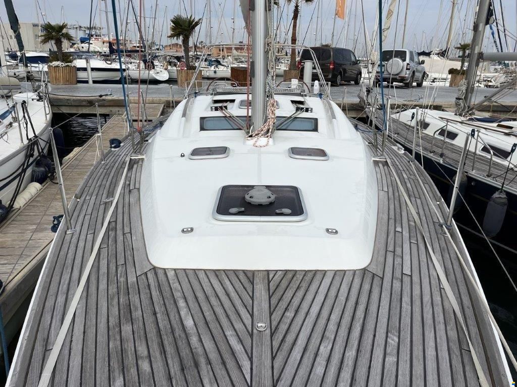 Beneteau Oceanis 43