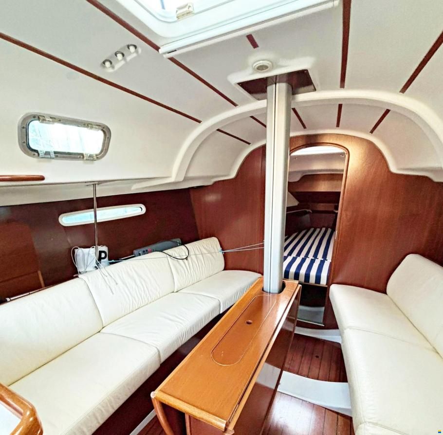 Beneteau First 31.7