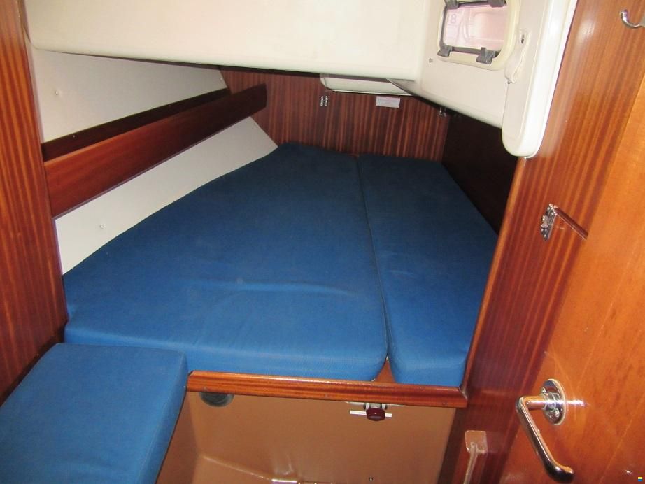 Bavaria 44