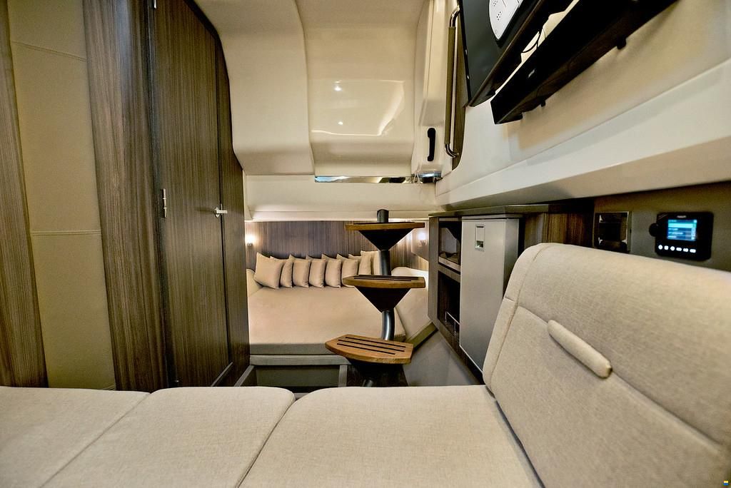 Sea Ray SLX 400 ENTERTAINER (NEU auf Bestellung)