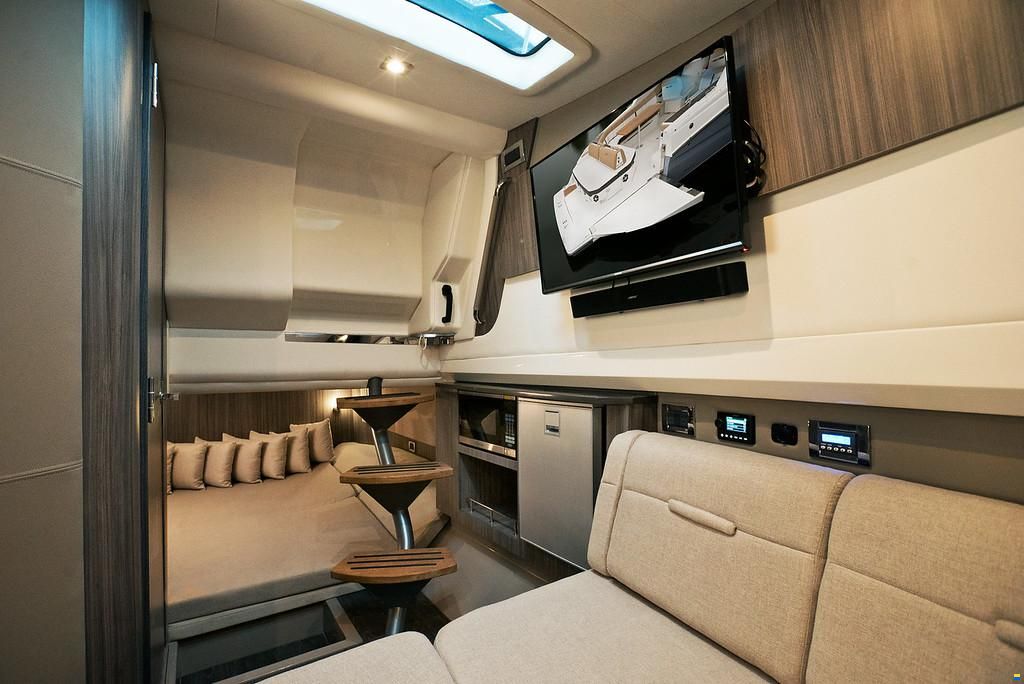 Sea Ray SLX 400 ENTERTAINER (NEU auf Bestellung)