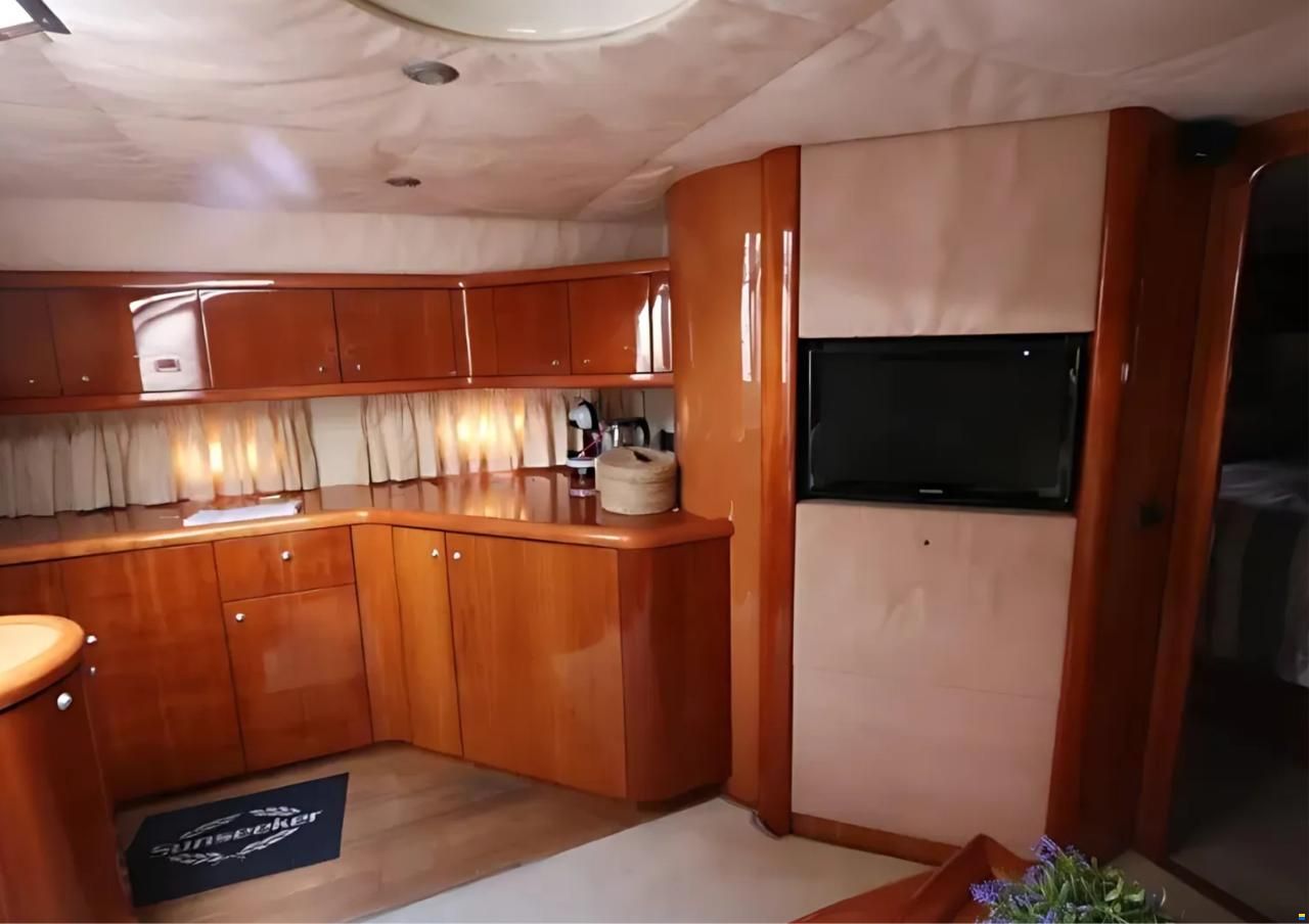 Sunseeker Portofino 47