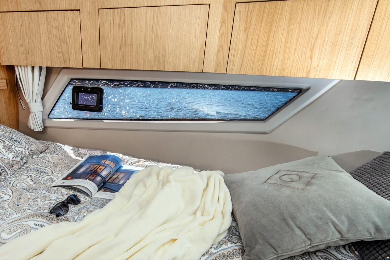 Grandezza 30 Outboard