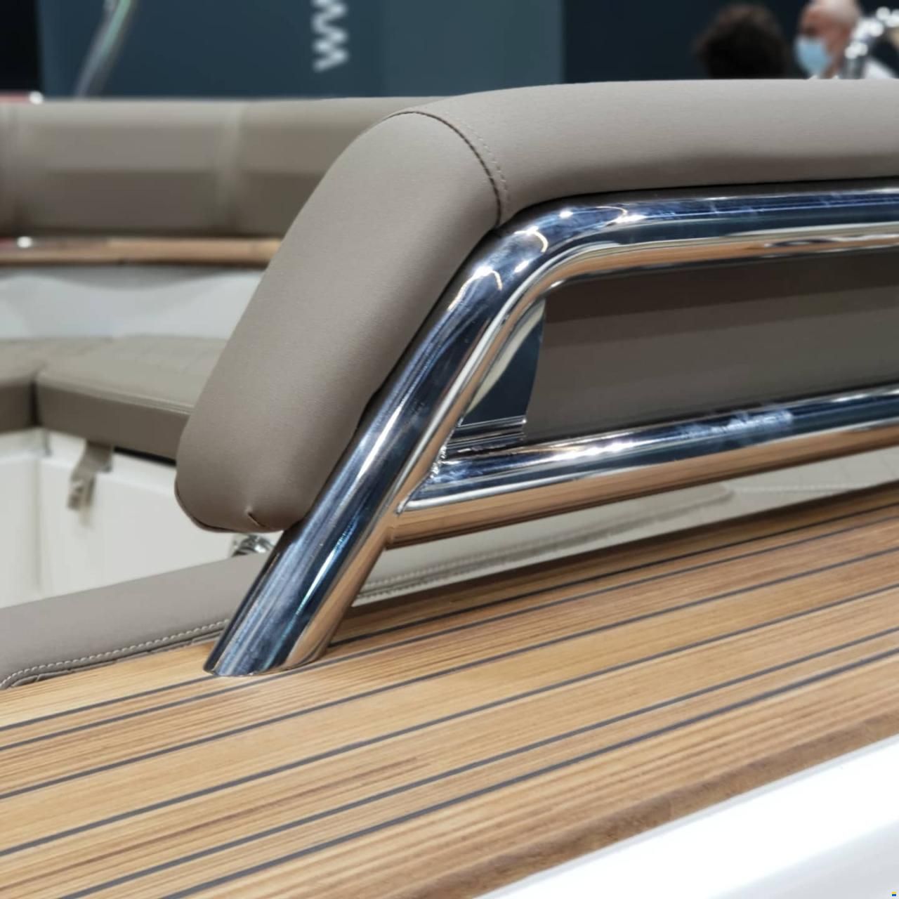 BSC 62 ELEGANCE IVORY/EBONY