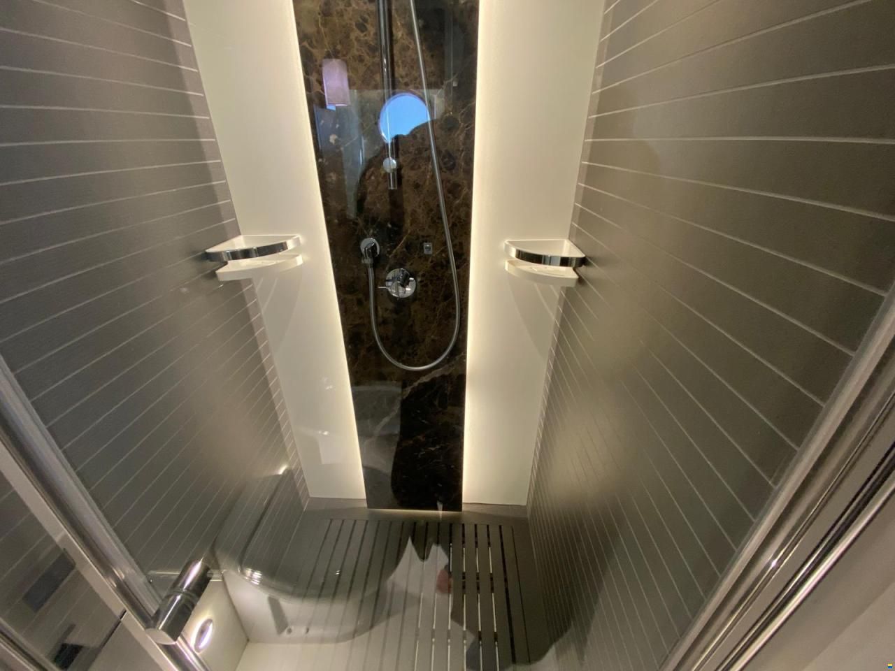 Azimut 77S