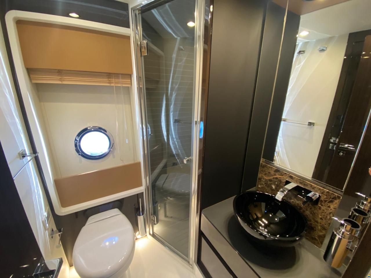 Azimut 77S