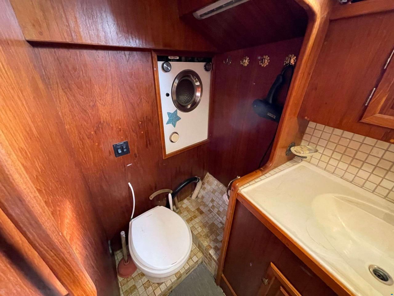 Nauticat 43