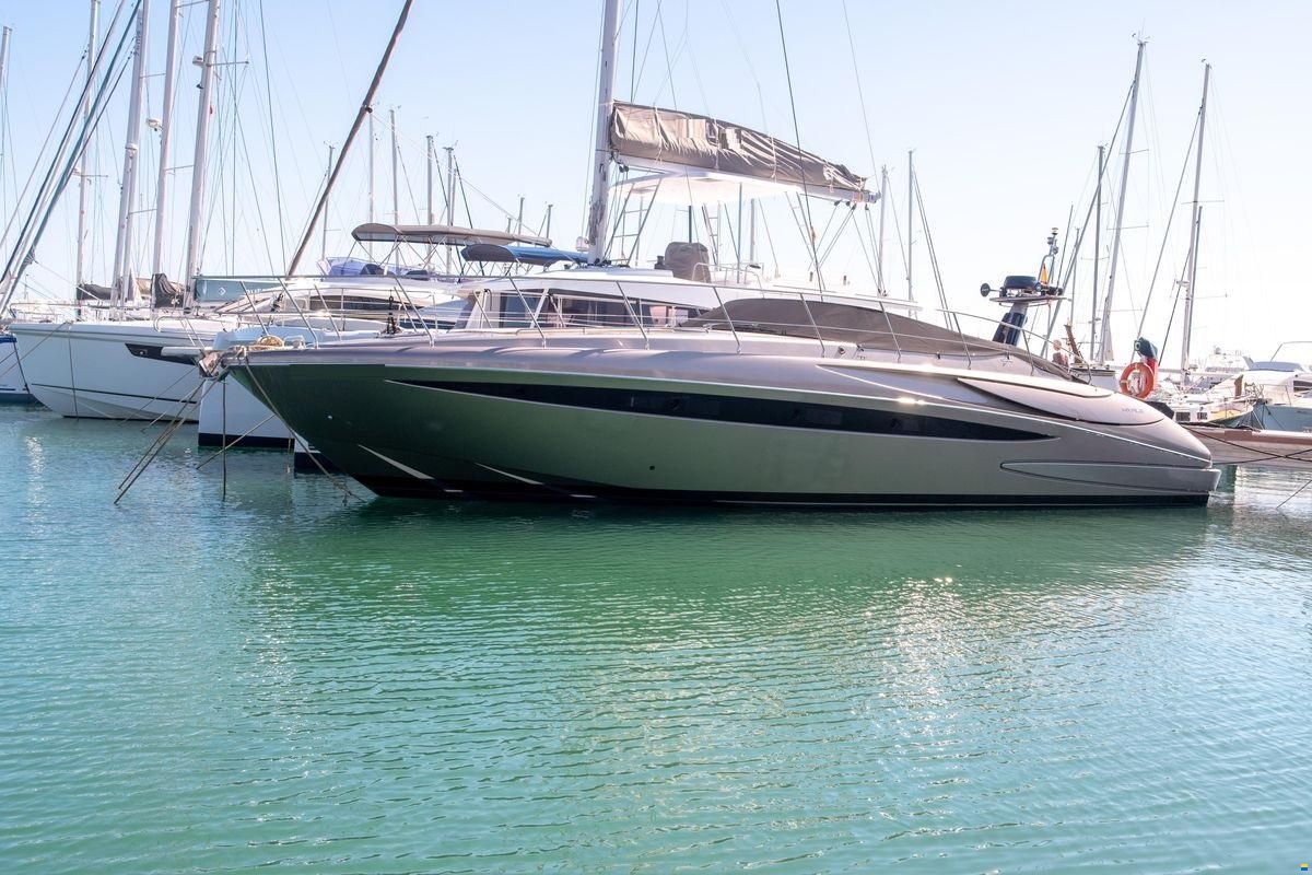 Riva le 52