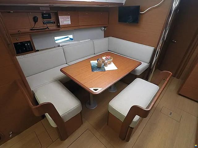 Dufour 430 Grand Large