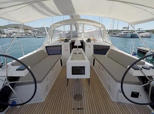 Dufour 430 Grand Large