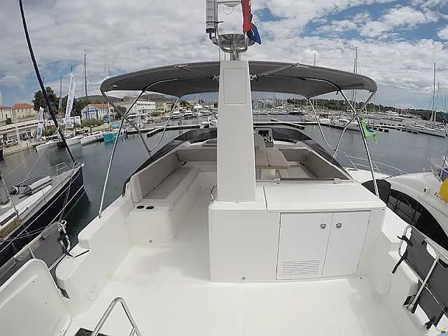 Beneteau Swift Trawler 47