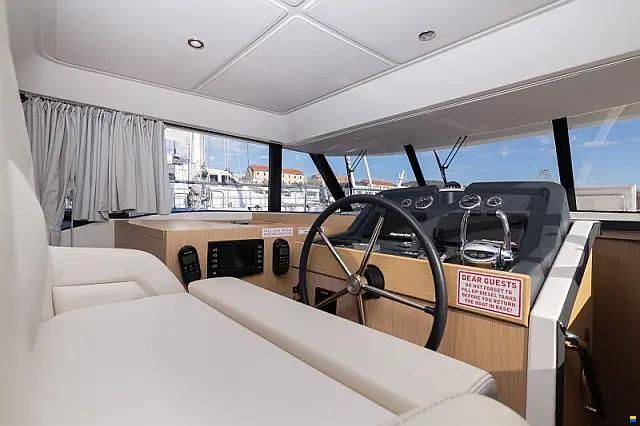 Beneteau Swift Trawler 47