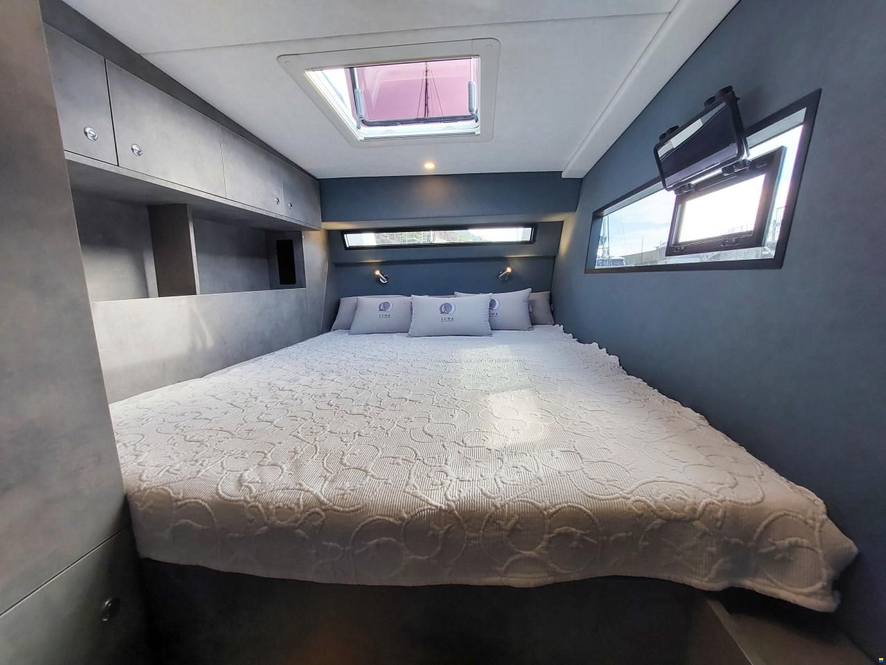 Luna Catamarans Luna 47 Power