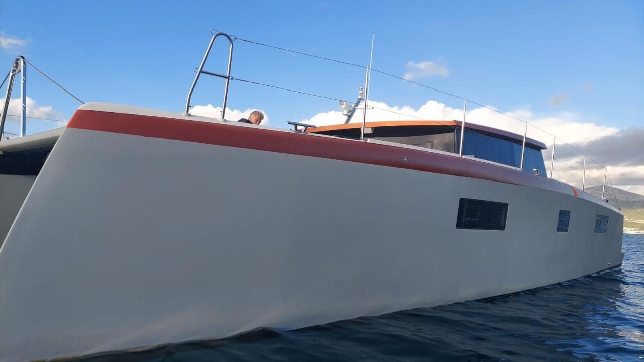 Luna Catamarans Luna 47 Power