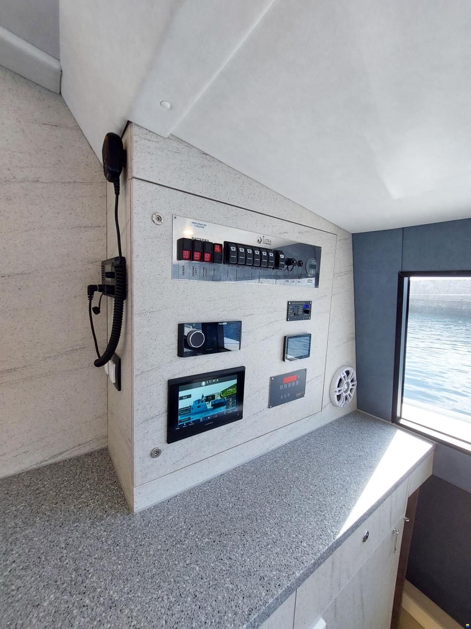 Luna Catamarans Luna 47 Power