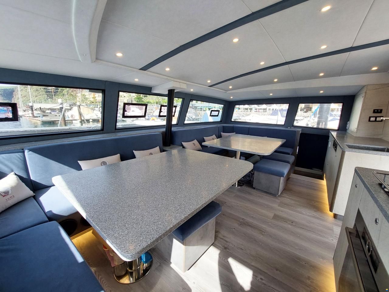 Luna Catamarans Luna 47 Power