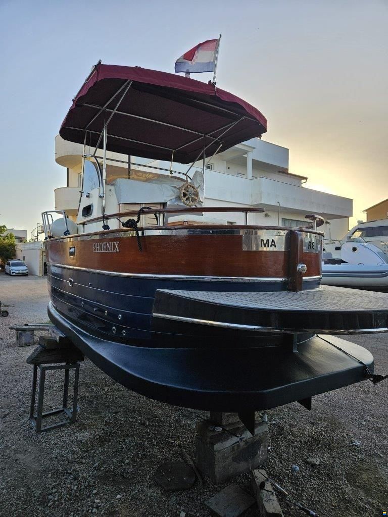 Tecnomarine Phoenix 24