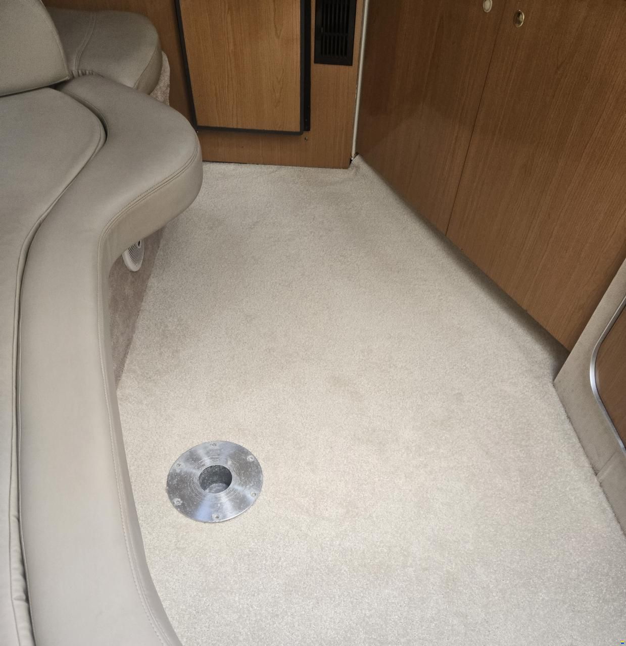 Regal COMMODORE 2760