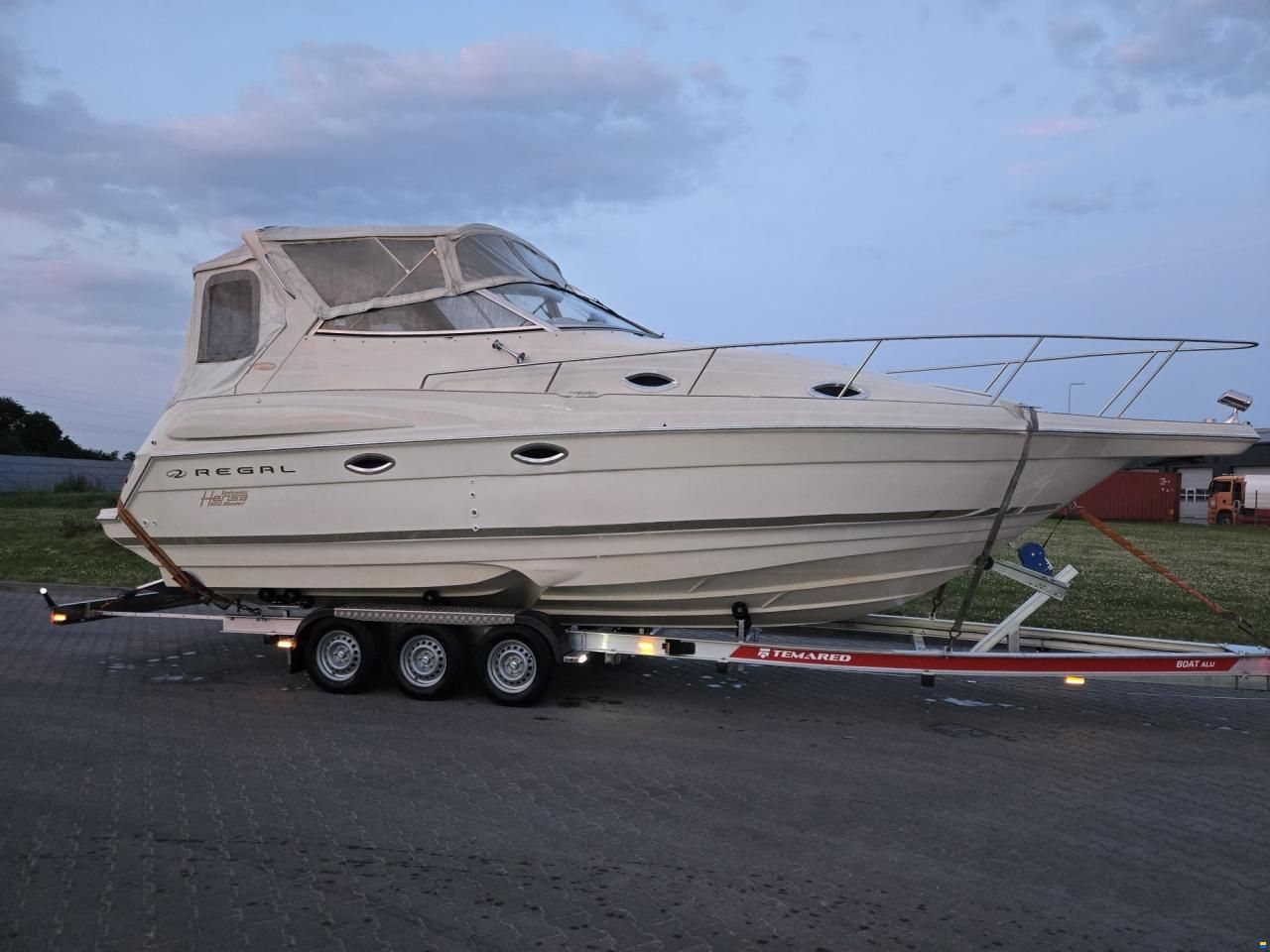 Regal COMMODORE 2760