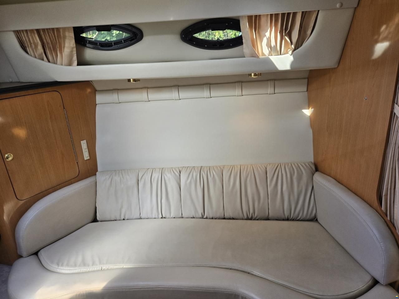 Regal COMMODORE 2760