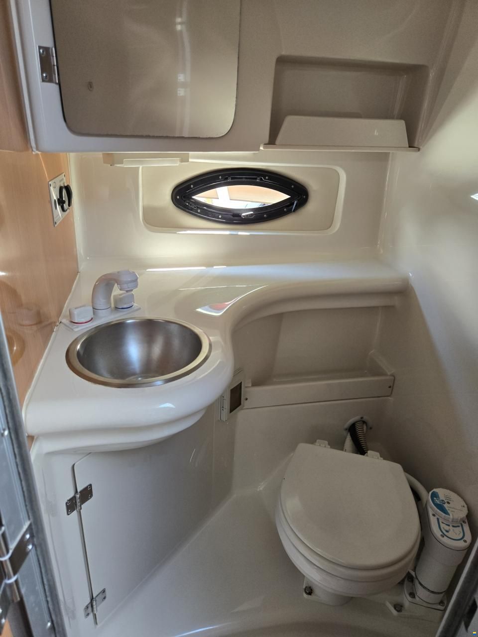 Regal COMMODORE 2760