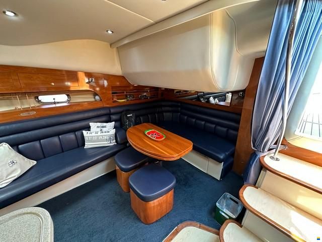 Four Winns 378 Vista &ndash; Ralph Lauren Limited Edition