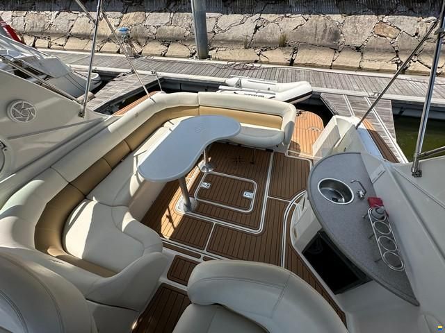 Four Winns 378 Vista &ndash; Ralph Lauren Limited Edition
