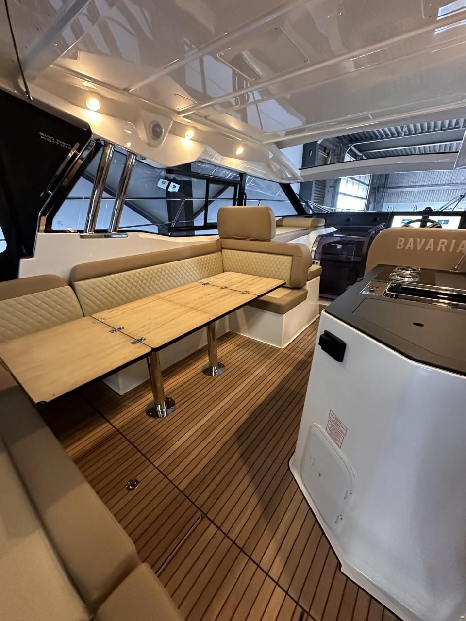 Bavaria SR38HT