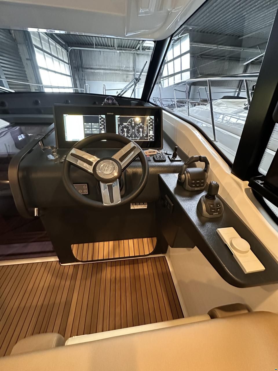 Bavaria SR38HT