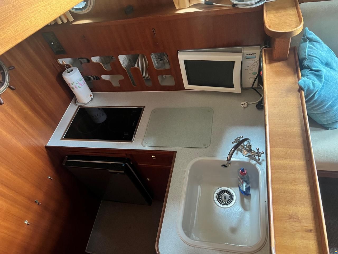 Linssen Dutch Sturdy 320 AC