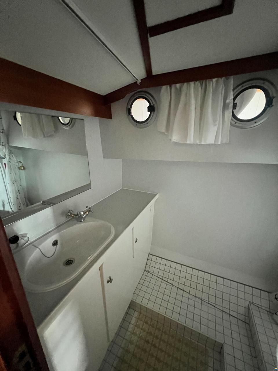 Linssen Dutch Sturdy 320 AC
