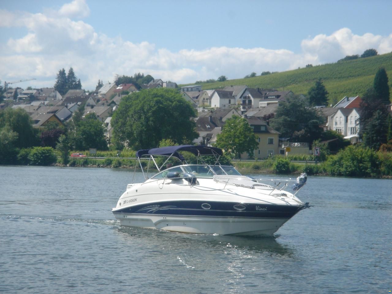 Larson 274 Cabrio