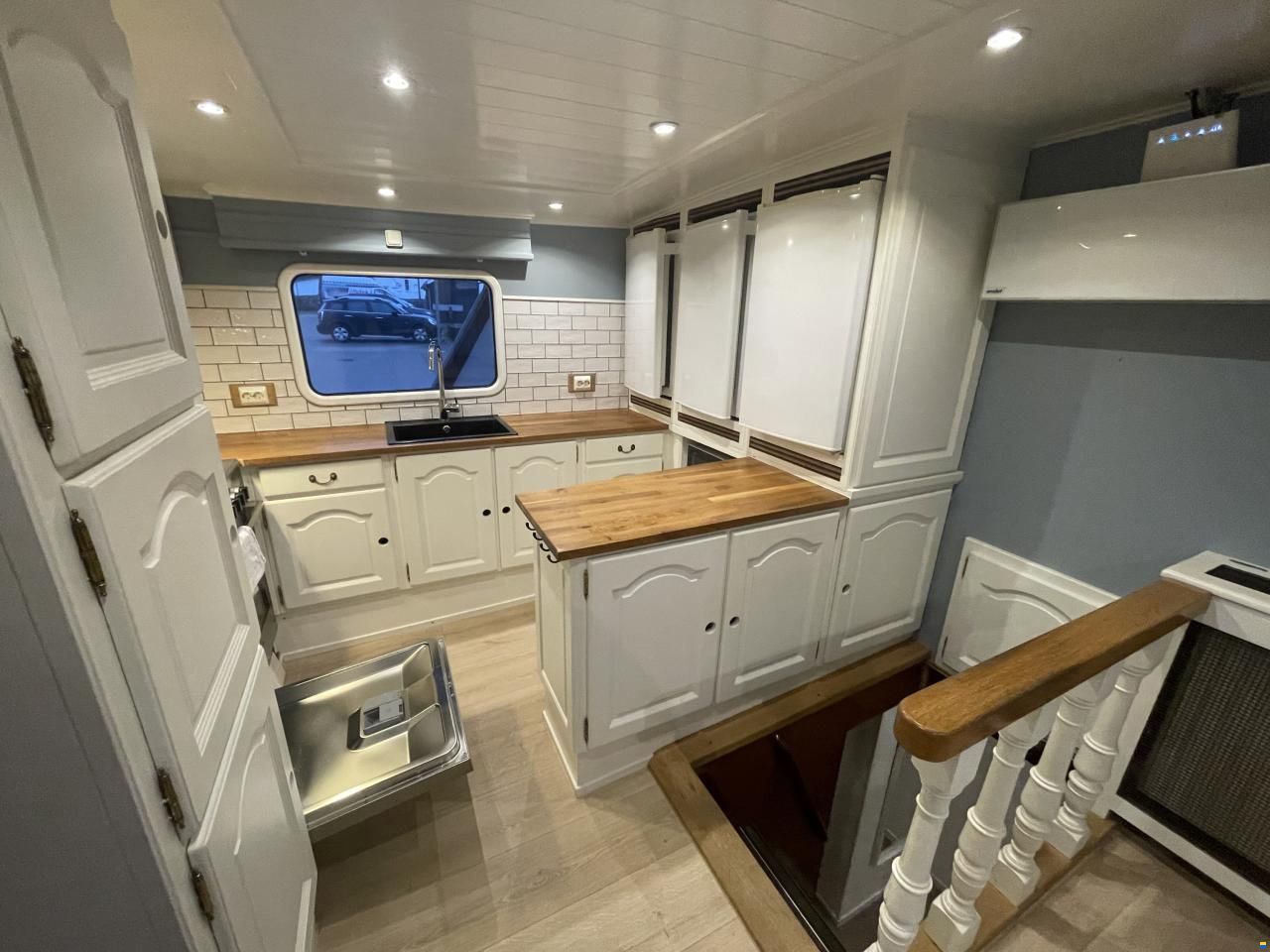 Malahide Yacht 66