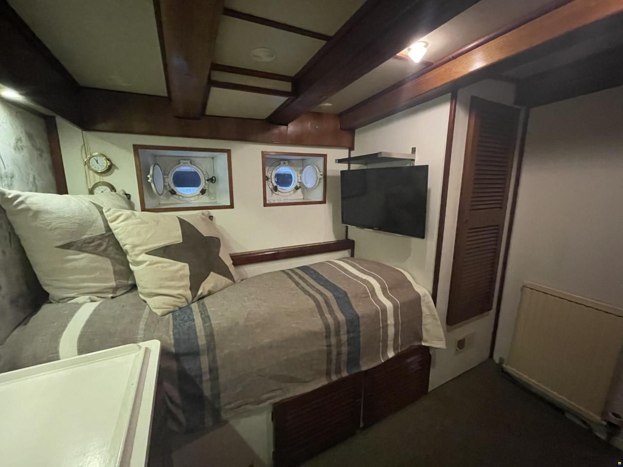 Malahide Yacht 66