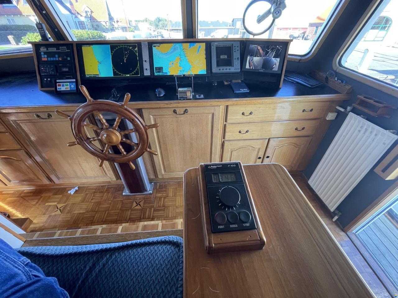 Malahide Yacht 66