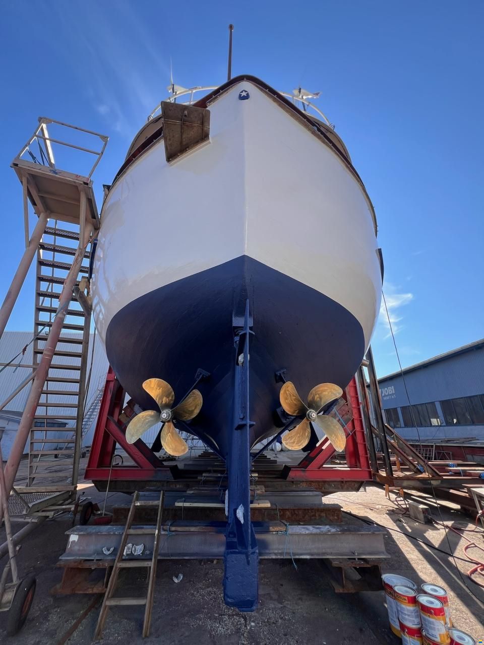 Malahide Yacht 66