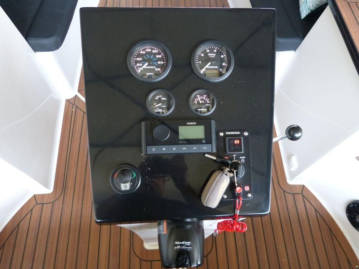 Maxima 730