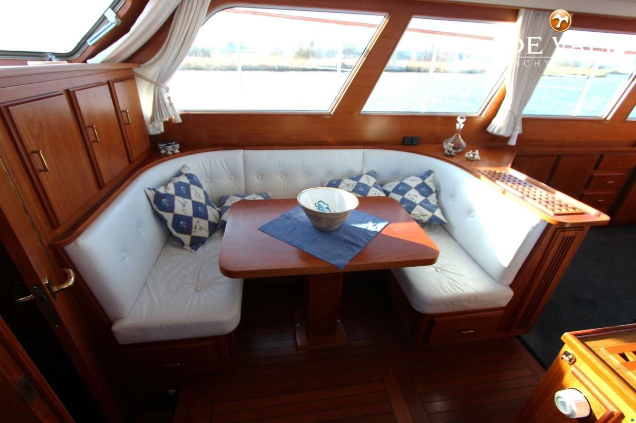 Super van Craft 1570