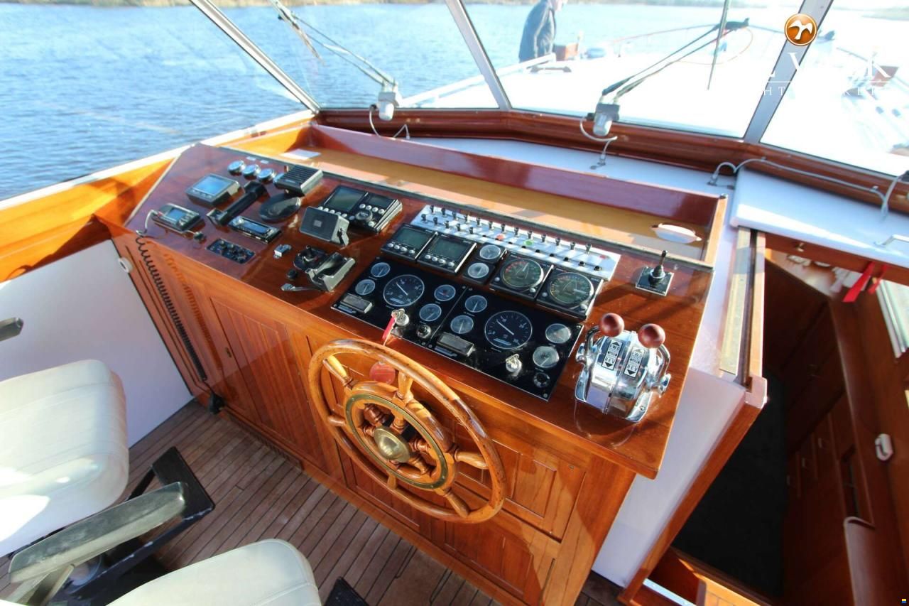 Super van Craft 1570