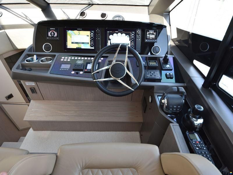 Sunseeker Manhattan 52