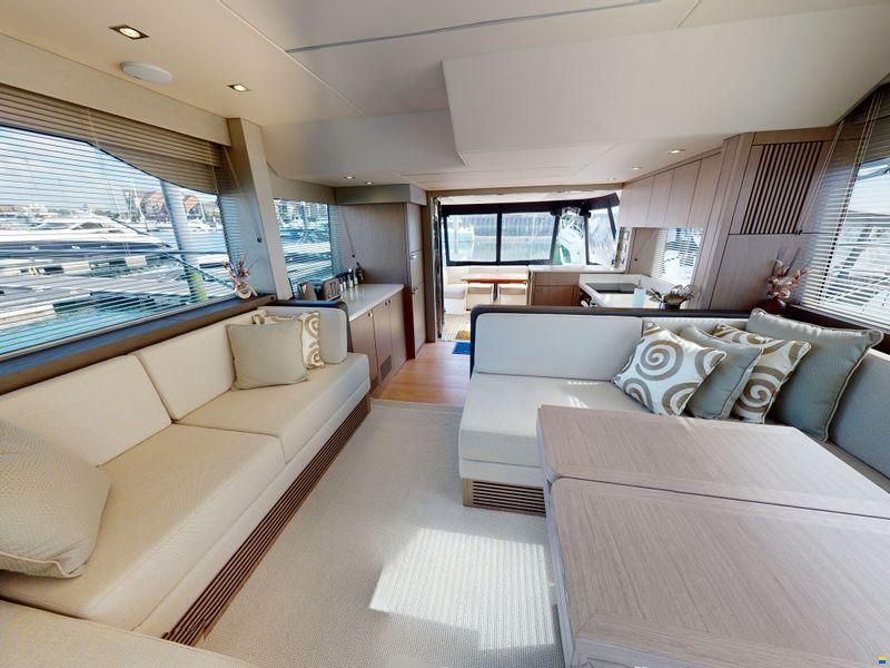 Sunseeker Manhattan 52