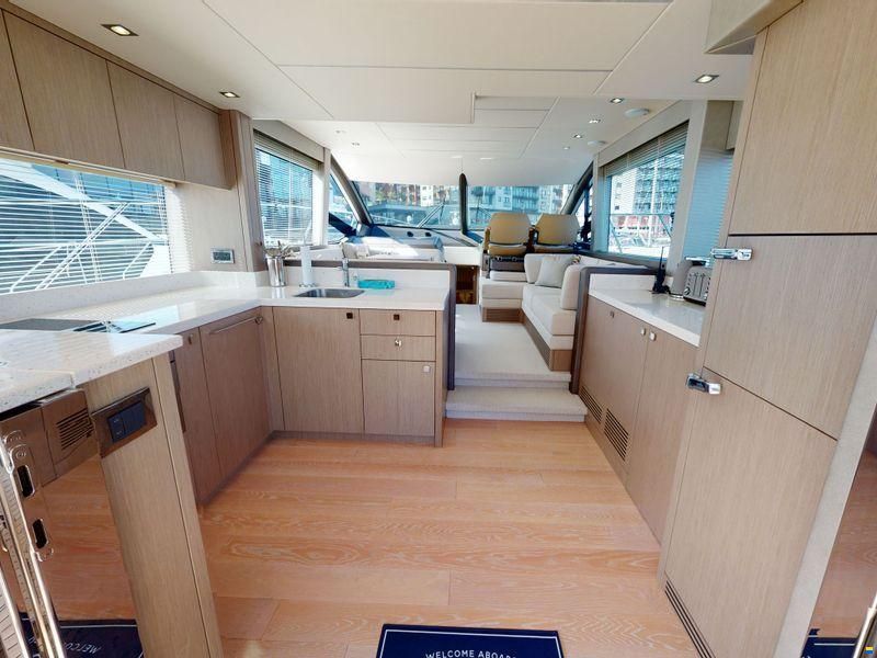 Sunseeker Manhattan 52