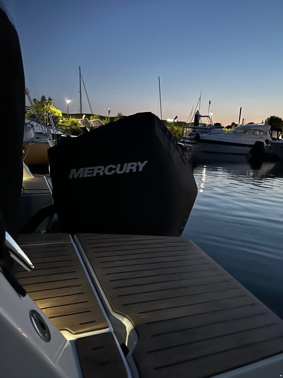 Quicksilver Activ 755 Weekend