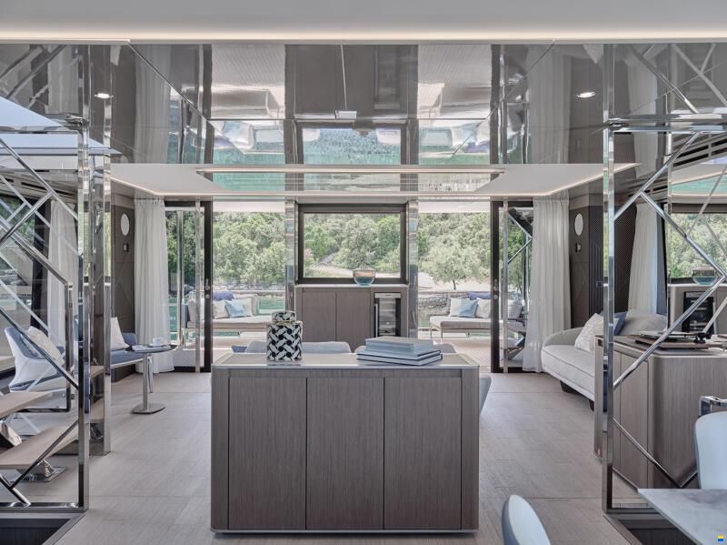 Prestige M8 Motorkatamaran