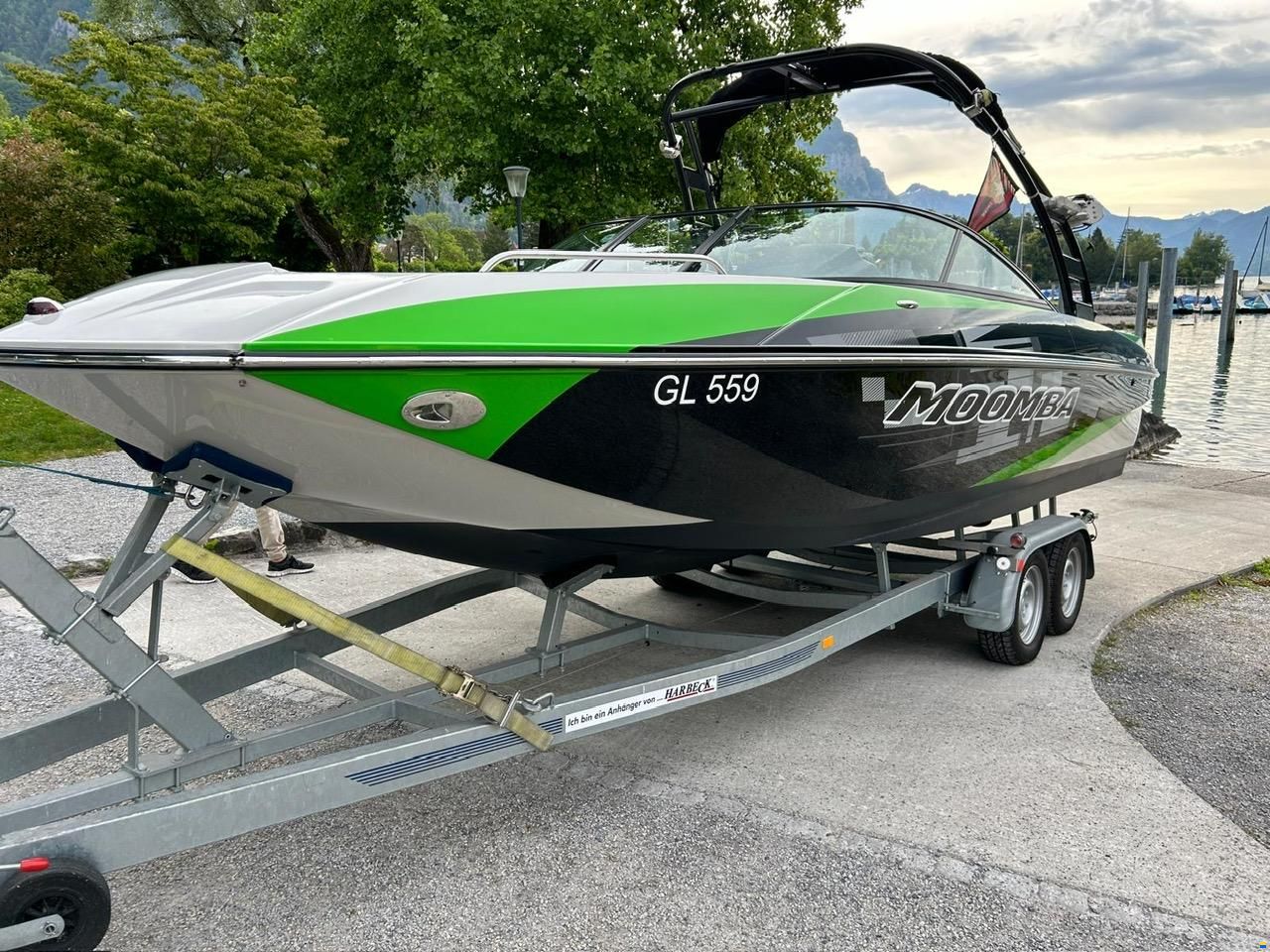 Moomba Mojo 2.5 (Motor NEU)